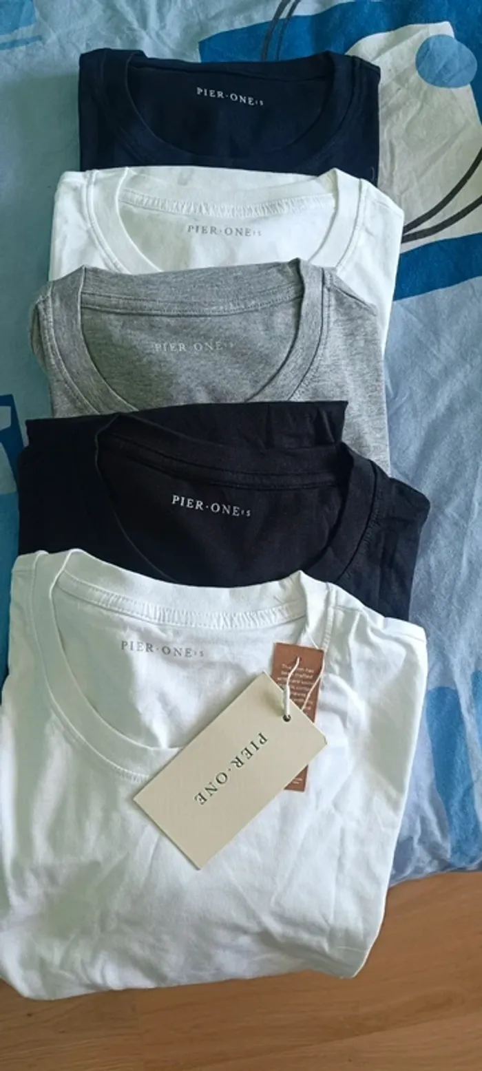 Lot tee shirtd (5) manches longues