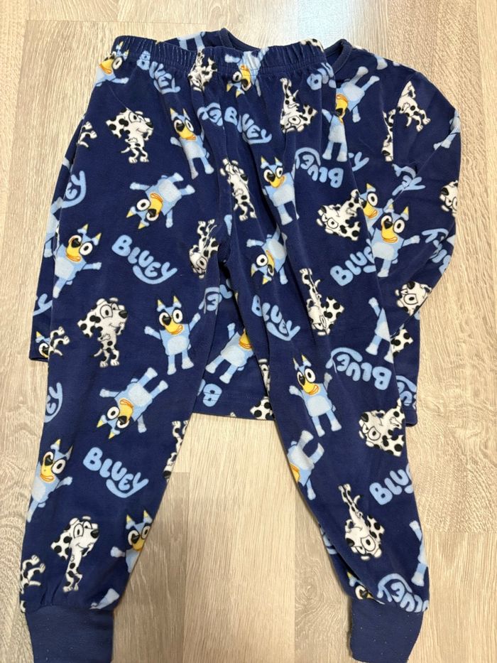 Pyjama bluey 3-4 ans - photo numéro 5