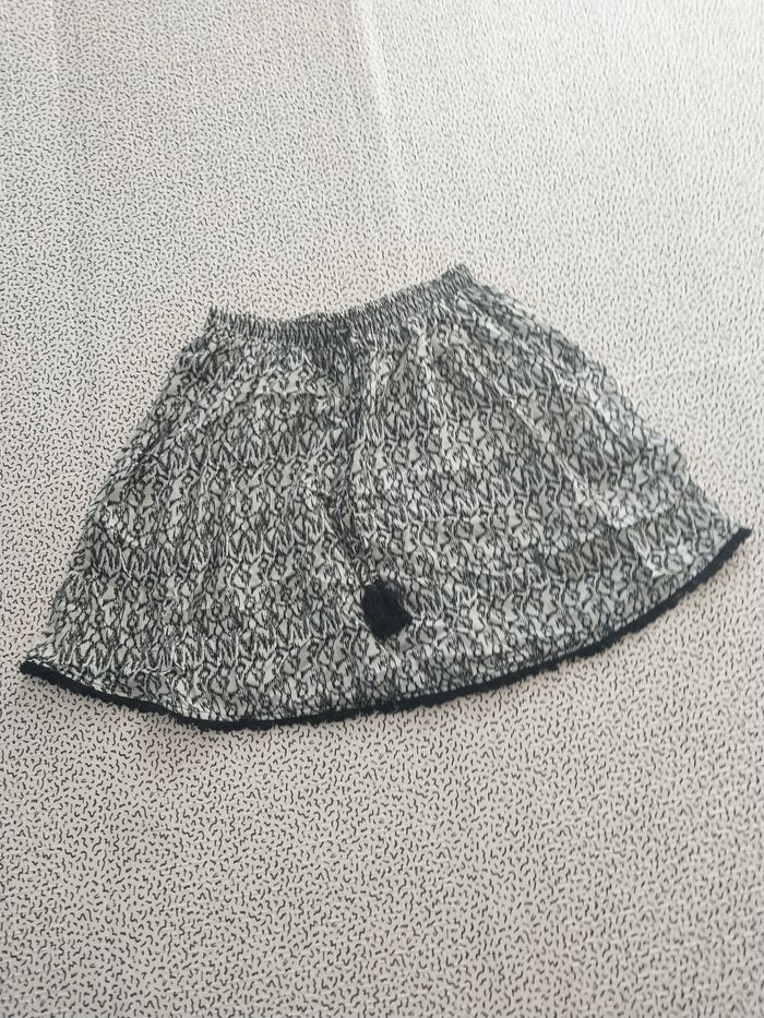 Jupe courte imprimée noir & blanc – MIM – T. M