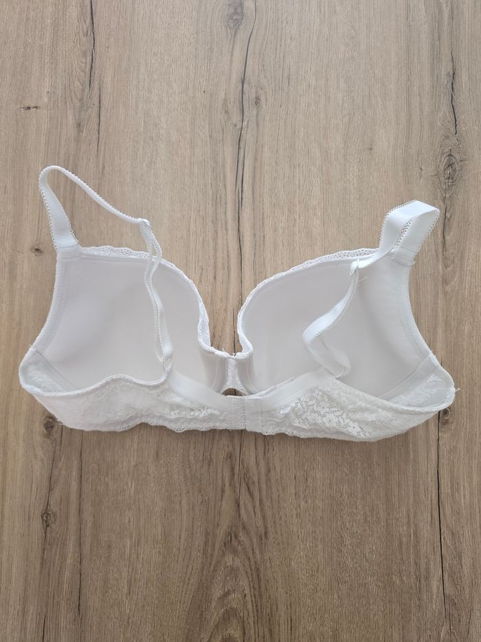 Soutien-gorge blanc - Taille 95E - Kiabi - photo numéro 4