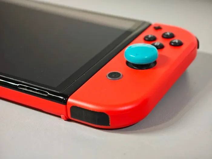 Console Nintendo Switch Oled collector édition rouge Mario / Garanti 1 an - photo numéro 13