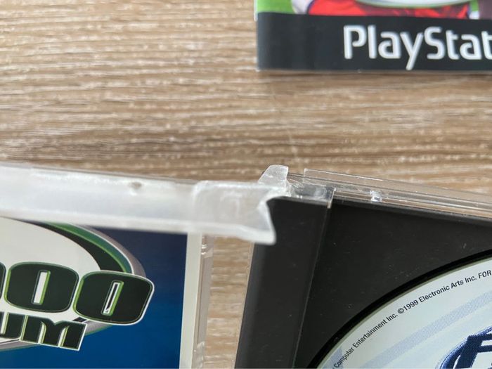 Fifa 2000 ps1 - photo numéro 3