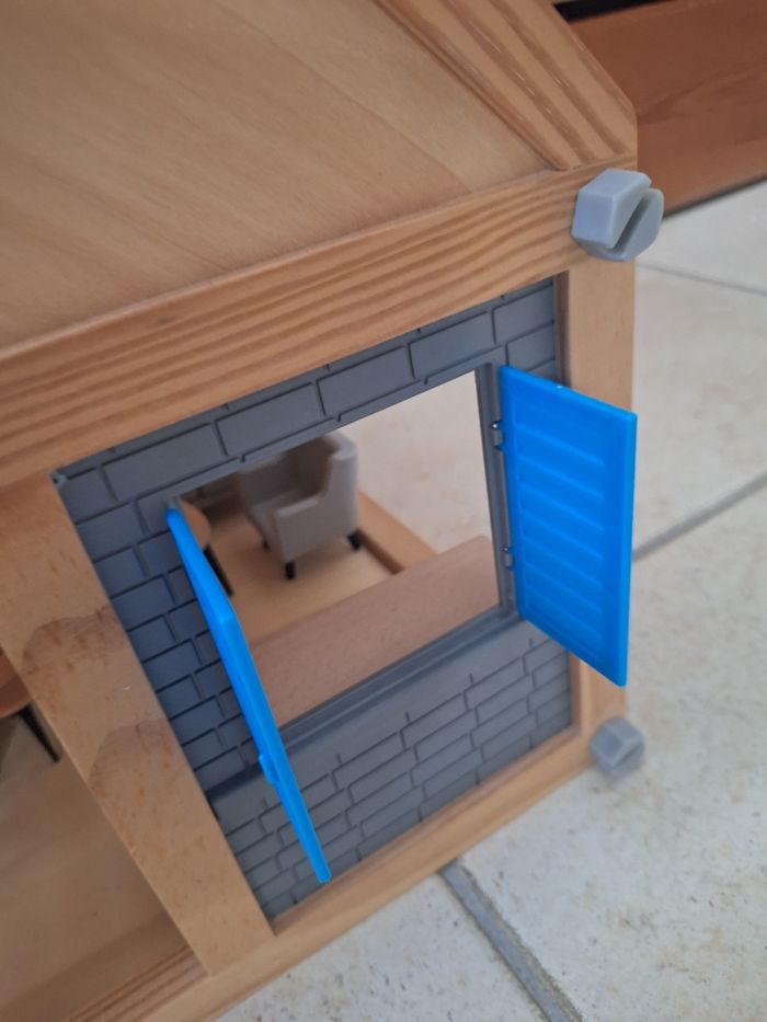 Maison de poupée en bois - photo numéro 6