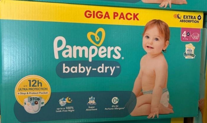 Lot de 132 Couches Pampers Baby Dry 10-15 kg Taille 4+Neuf