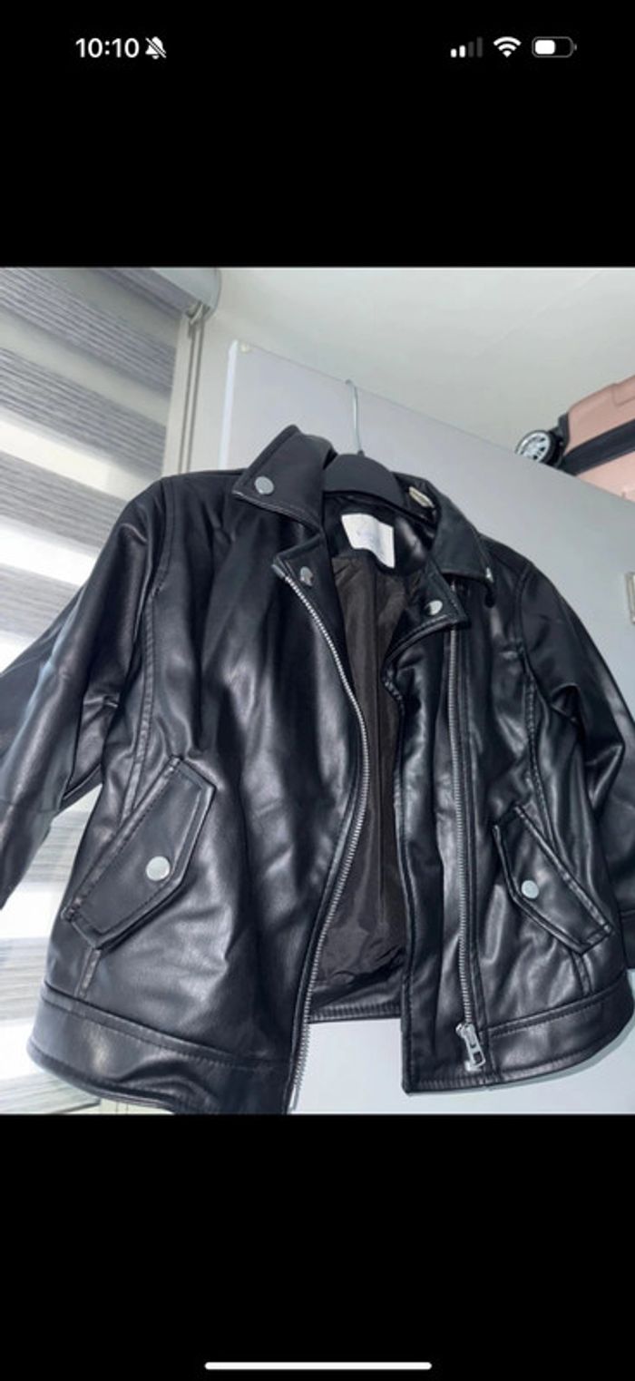 Veste zara filles 110 tres bonne etat Zara - photo numéro 2