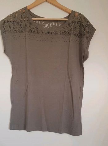 Débardeur vert kaki sans manches