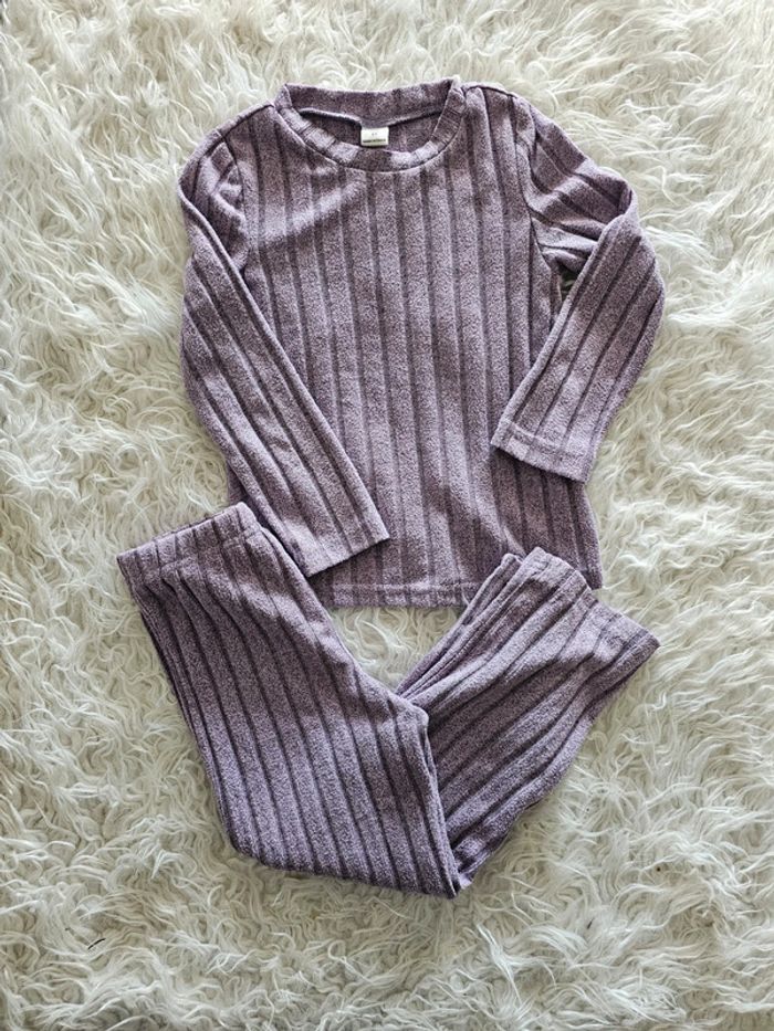 Ensemble lila taille 5 ans - photo numéro 2