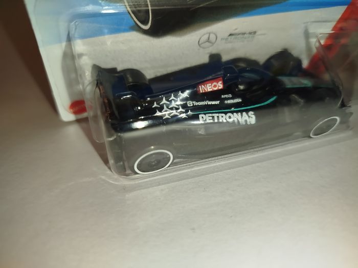 Hot Wheels Formula 1 Mercedes -AMG Petronas Formula One Team 2025 - photo numéro 7