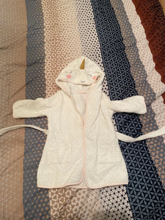 Peignoir licorne en 18 mois