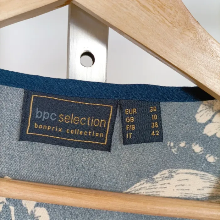 Top sans manches bleu fleuri col V – bpc selection – taille 36 A978 - photo numéro 6