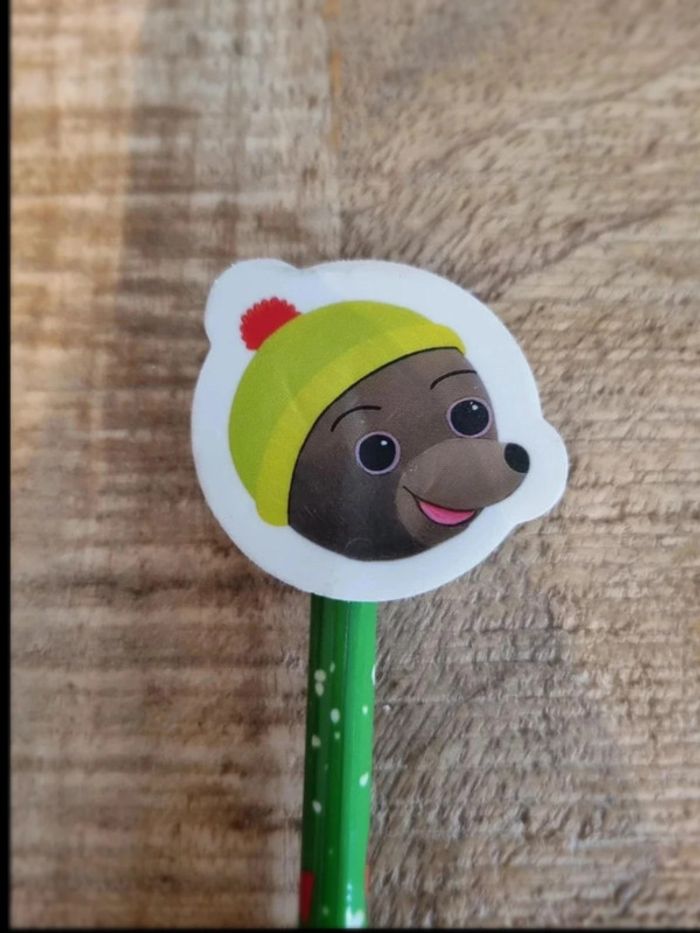 Crayon de papier petit ours brun - photo numéro 3
