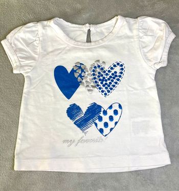 T.shirt blanc / motif bleu - 3 a 6 mois