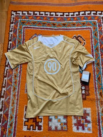 Maillot Nike Total 90 doré– Neuf avec étiquette