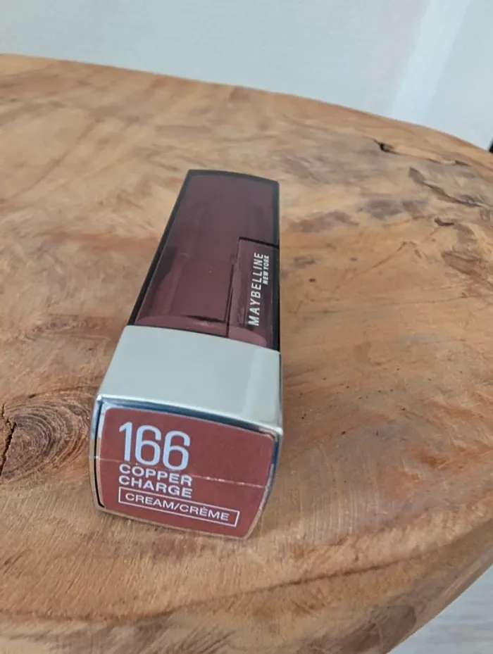 Rouge à lèvres 166 Copper charge Maybelline