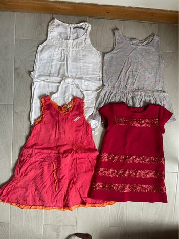 4 robes 4ans