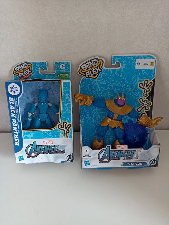 Lot 2 figurines avengers