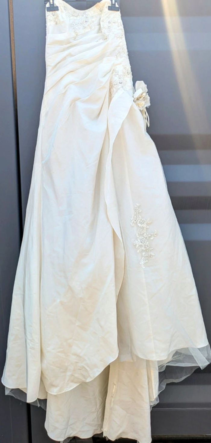 Robe de mariée - photo numéro 2