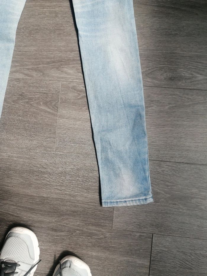 Jean effet usé taille M - photo numéro 8