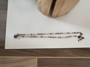 Collier multicolore
