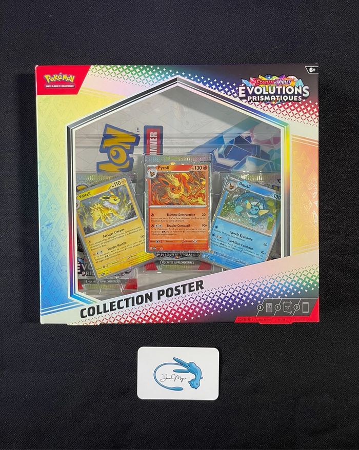 Pokémon Coffret Poster Évolutions Prismatiques EV 8.5 : 35€