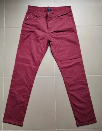 Pantalon jean couleur bordeaux - Taille 40 Kiabi