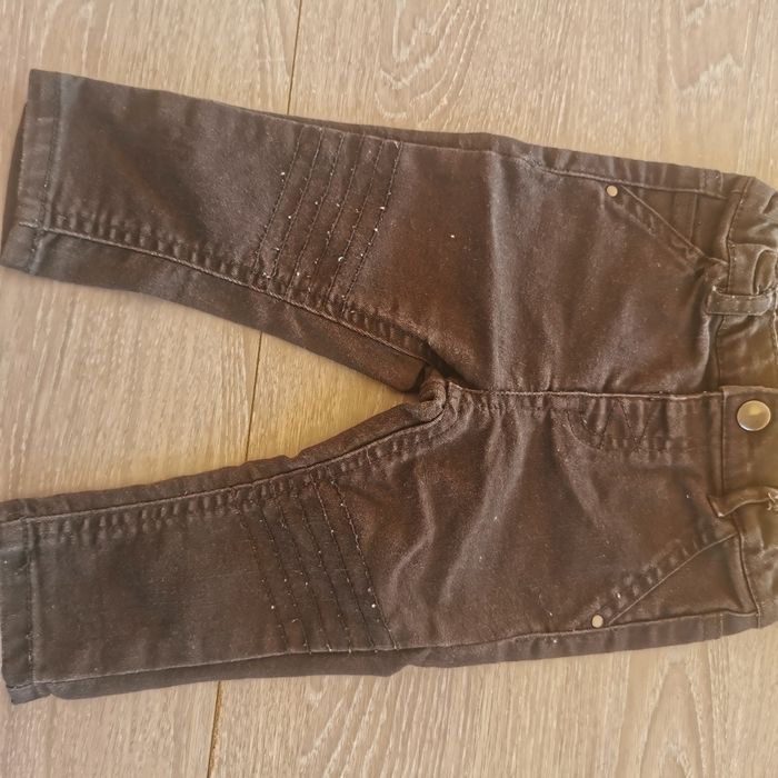 Ensemble pantalon + pull kiabi taille 9 mois - photo numéro 2