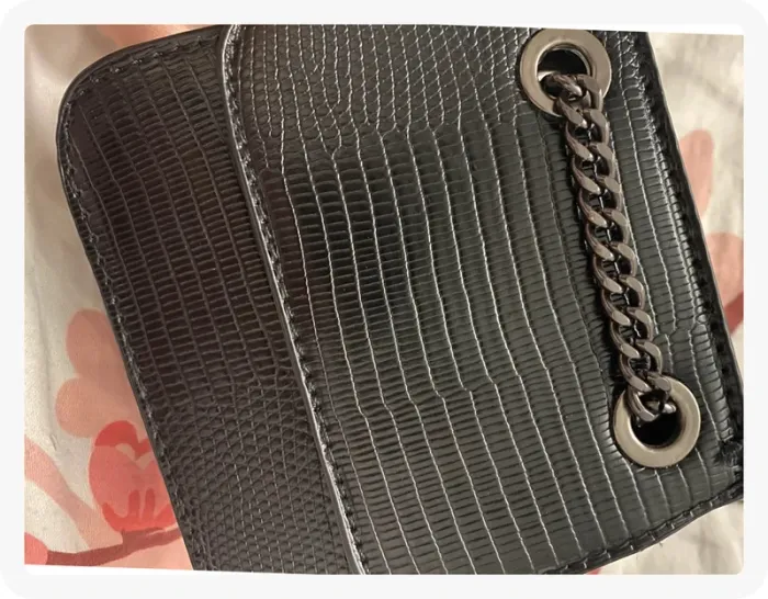 Mini sac noir imitation croco avec chaine - photo numéro 5