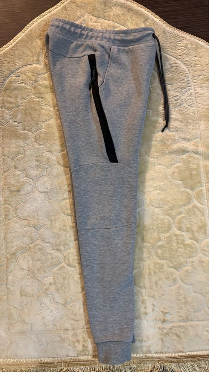 Jogging Nike taille XS - photo numéro 4
