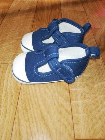 Basket neuve 6/12 mois