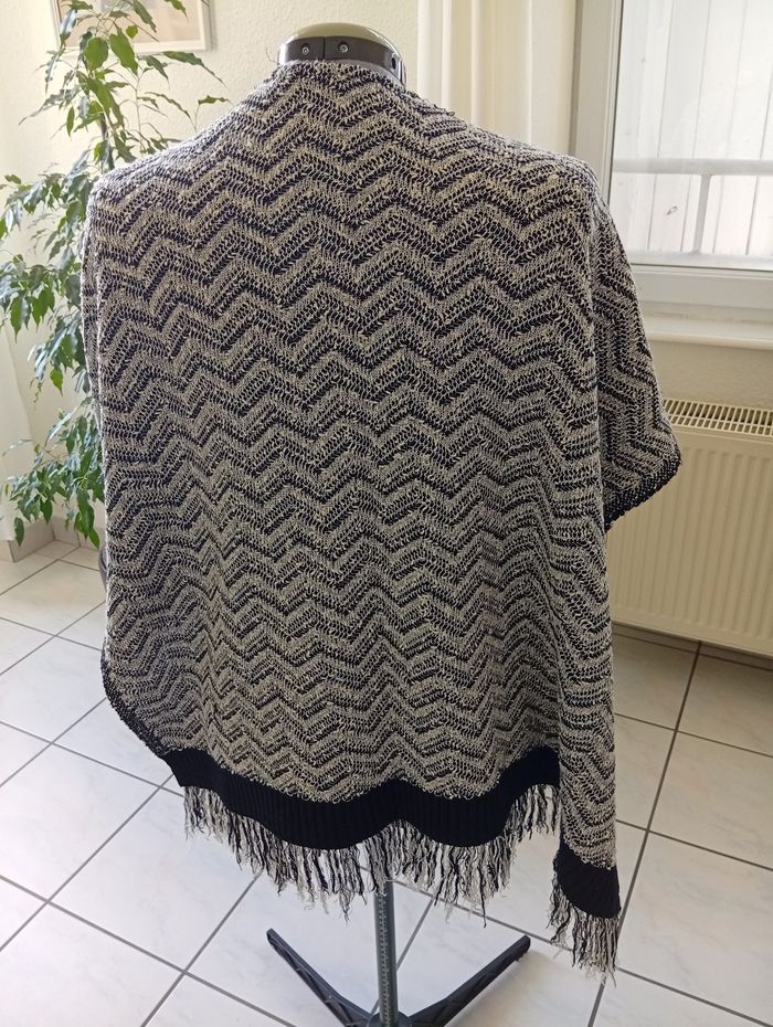 Poncho - photo numéro 2