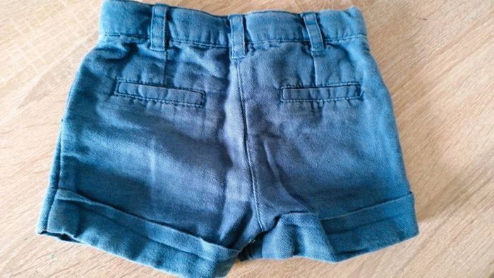 Short bleu léger obaibi 12mois - photo numéro 2