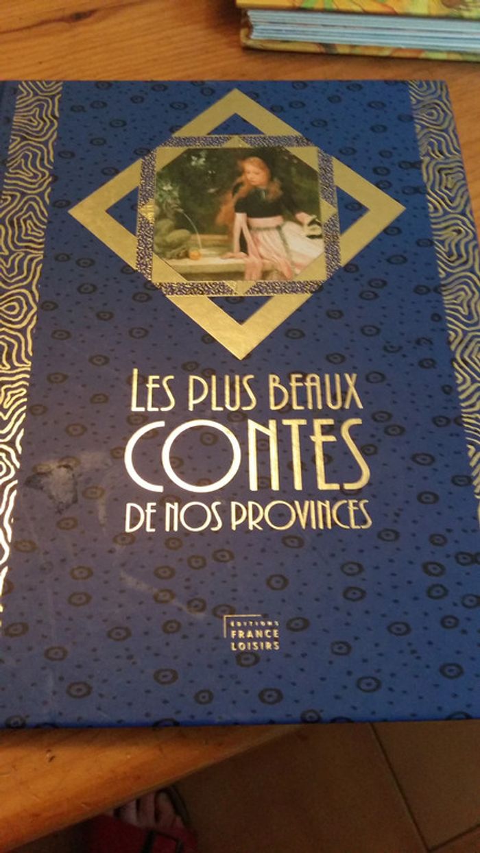 Livre " les plus beaux contes de nos provinces "