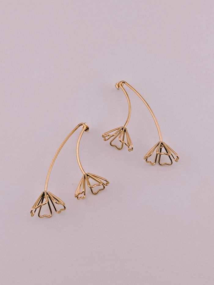 Boucles d'oreilles pendantes fleurs dorées en acier inoxydable - photo numéro 2