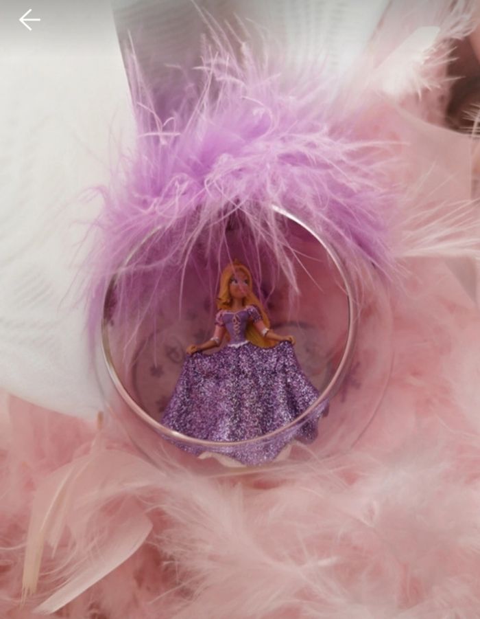 Ornement Raiponce plumes