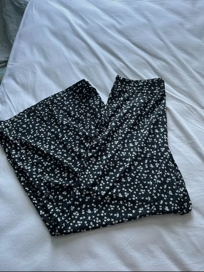 Pantalon fluide fleuri