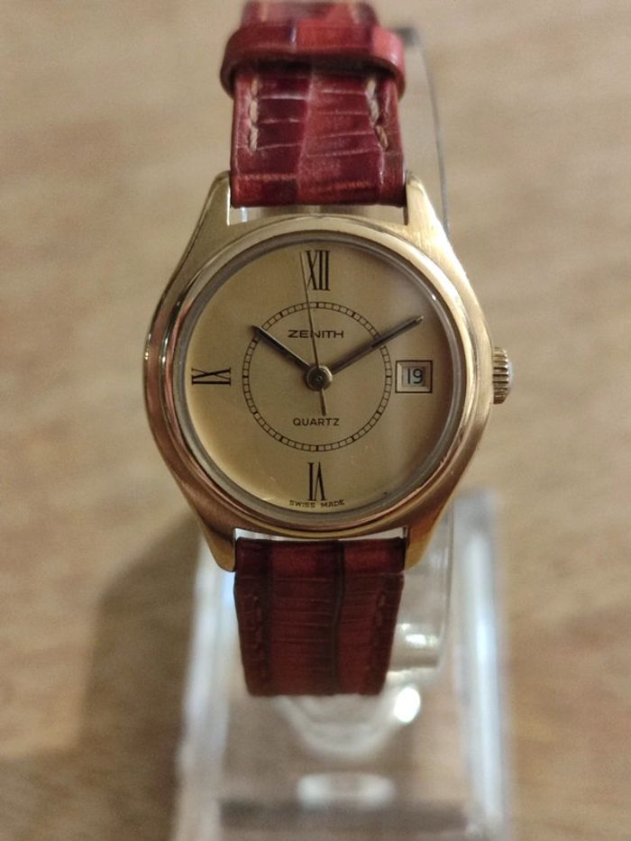 Montre Quartz Vintage Zenith boitier plaqué or