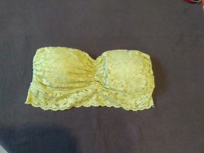 Brassière aspect dentelle