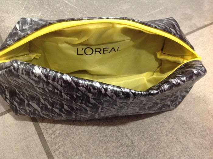 Trousse grise et noire argentée motifs géométriques - photo numéro 7