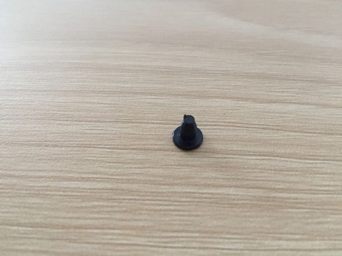 Support plastique pièce détachée miniature 1/18 Citroën traction 15cv 1952 Maisto #A40