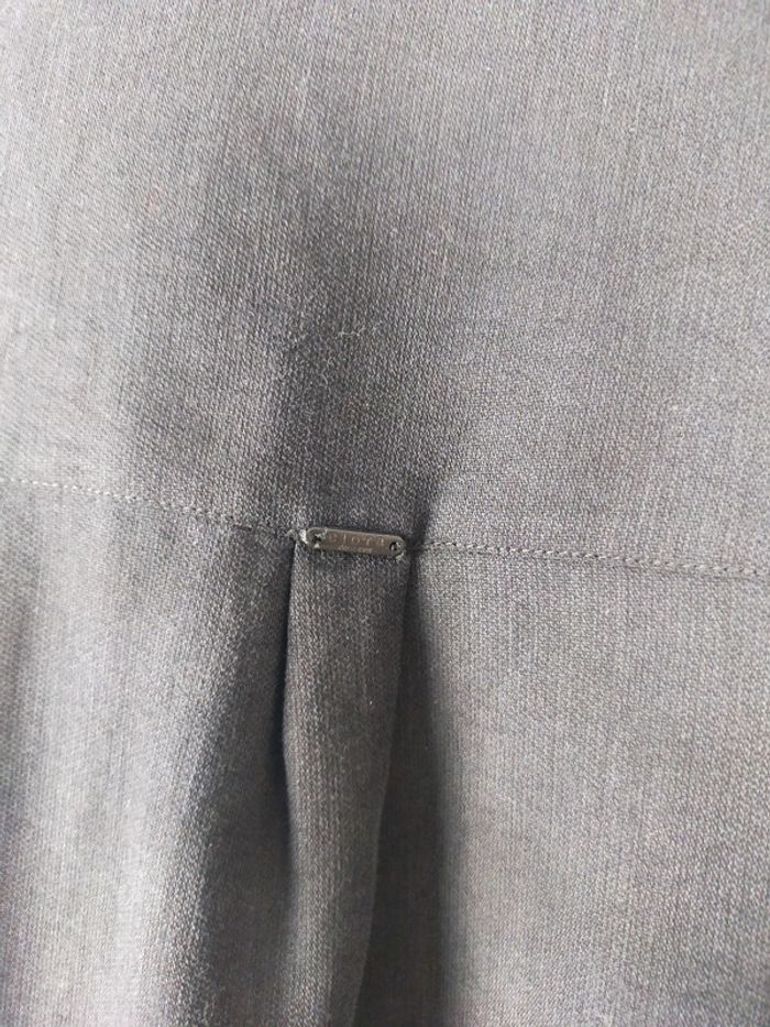 Blouse noire élégante à empiècements dentelle – Elora – Taille 42 - photo numéro 12
