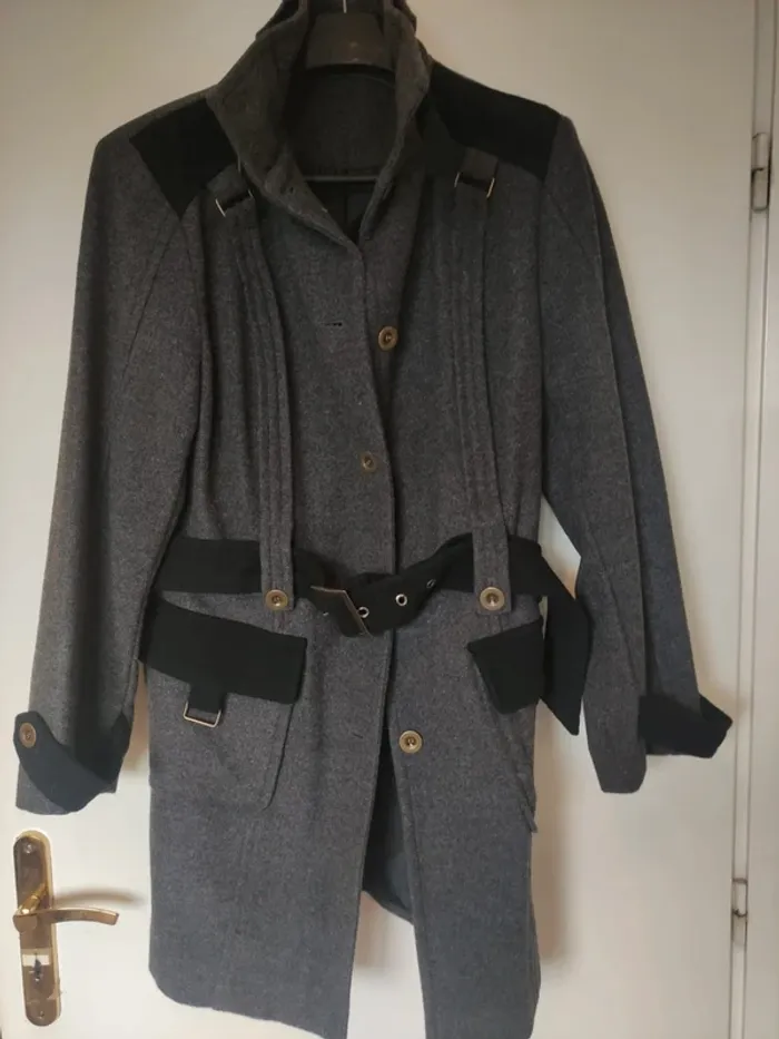 Long manteau gris et noir 44 - photo numéro 2