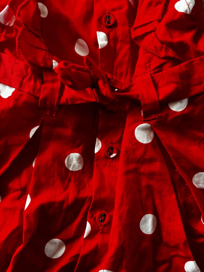 Robe rouge à pois KIABI t.3m - photo numéro 4