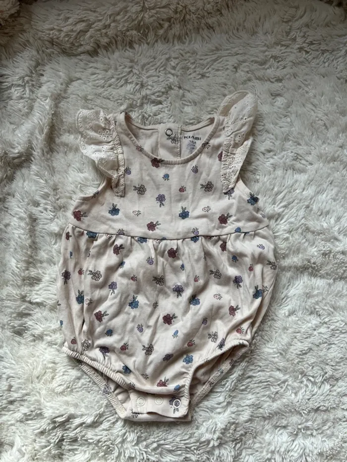 Body sans manches avec volants Kiabi 3 mois
