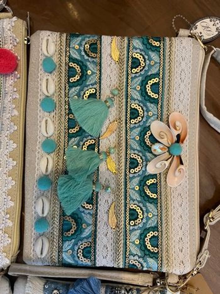 Pochette d’été neuve - photo numéro 2