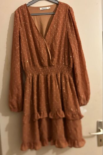 Robe camelle / marron mi longue