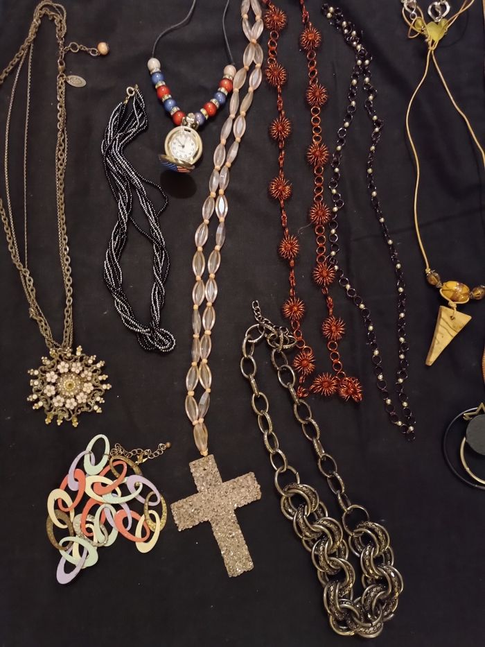 Lot de bijoux fantaisie - photo numéro 3