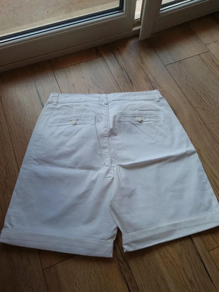 Short Camaïeu 40 - photo numéro 3