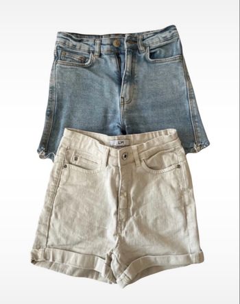 Lot 2 short fille 12 ans Très bon état 