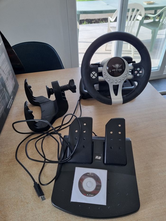 Volant/pédalier Race weel pro 2