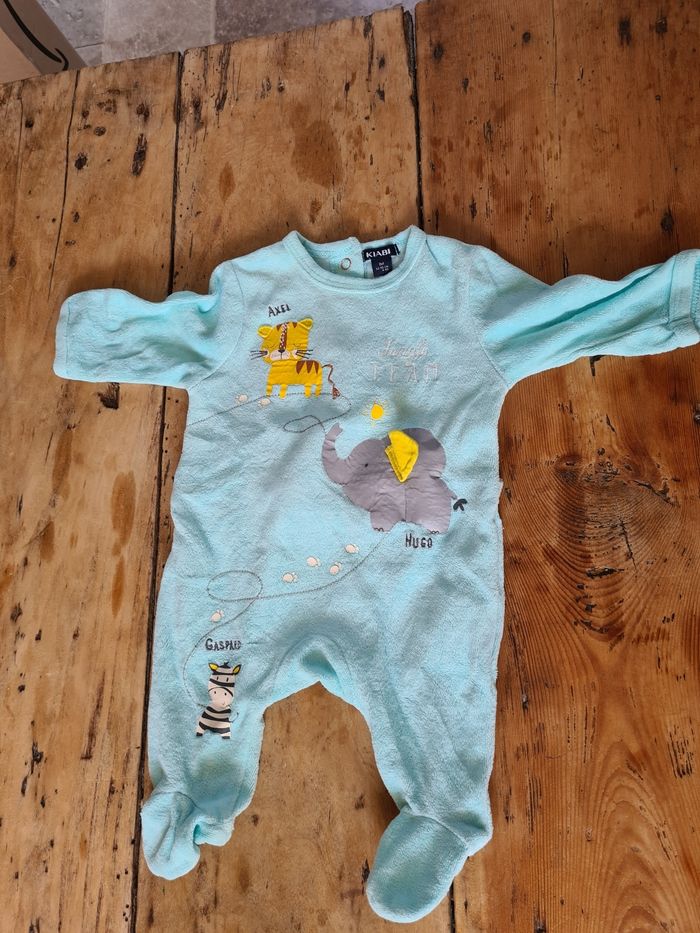 Lot trois pyjama velours en 1 mois - photo numéro 3